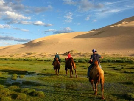 Монгол Улсад он гарснаас хойш 480255 жуулчин ирээд байна