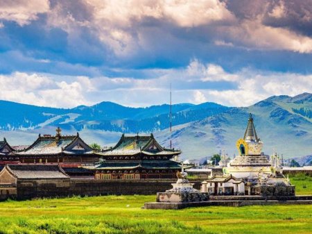 Монгол Улс аялал жуулчлалын салбараас энэ онд 3 их наяд 400 тэрбум төгрөгийн орлого олжээ