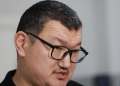 Х.Амантай: Казахууд хүнийг оршуулахдаа авсанд хийдэггүй. Биеийг нь угааж цагаан даавуунд ороогоод шороогоор булдаг заншилтай